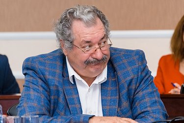 С датой определились